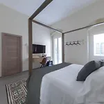 Meteoron Luxury
