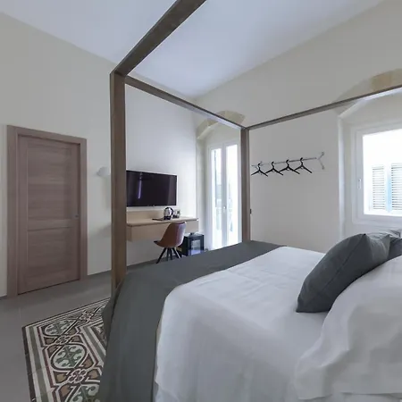 Meteoron Luxury