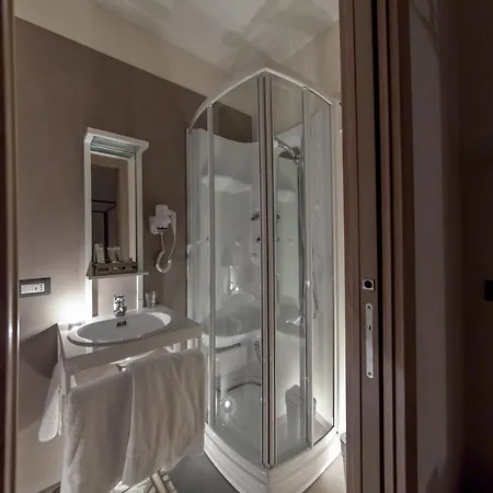 Meteoron Luxury 4* Matera